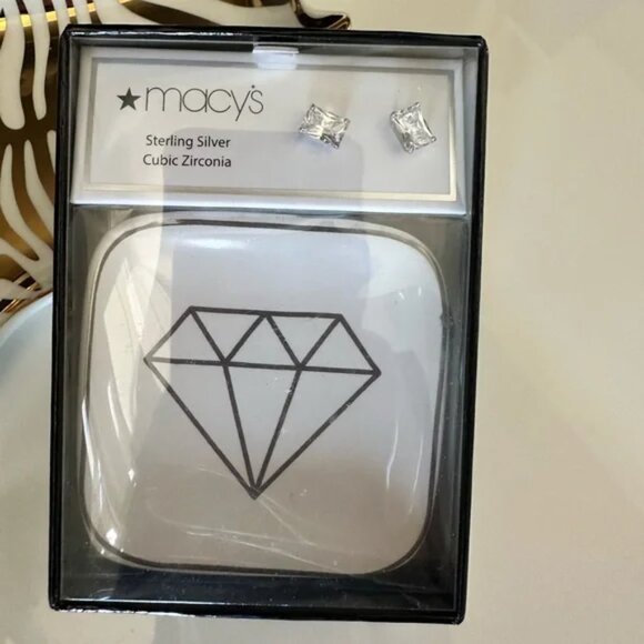 Macy's Sterling Silver Cubic Zirconia Studs With Earring Dish NWT - Picture 2 of 4